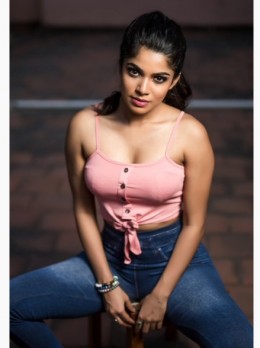 Mahika - service Striptease